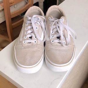 Taupe Women’s Ward Vans Sneakers